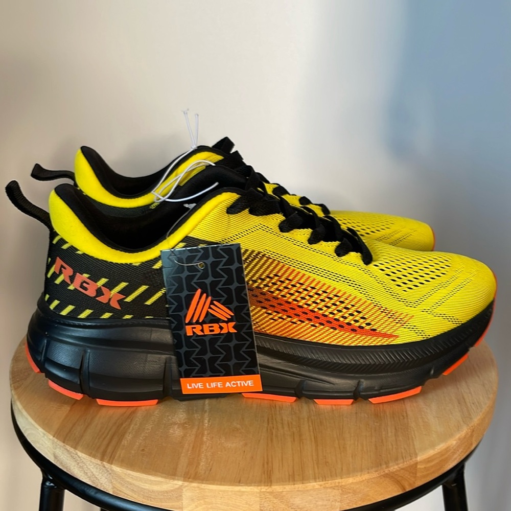 Reebok Sneakers/Tennis Shoes Yellow & Black